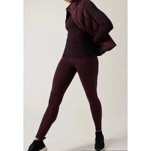 Athleta Altitude Tight in Polartec Power Stretch Leggings Maroon Fleecce Pants M
